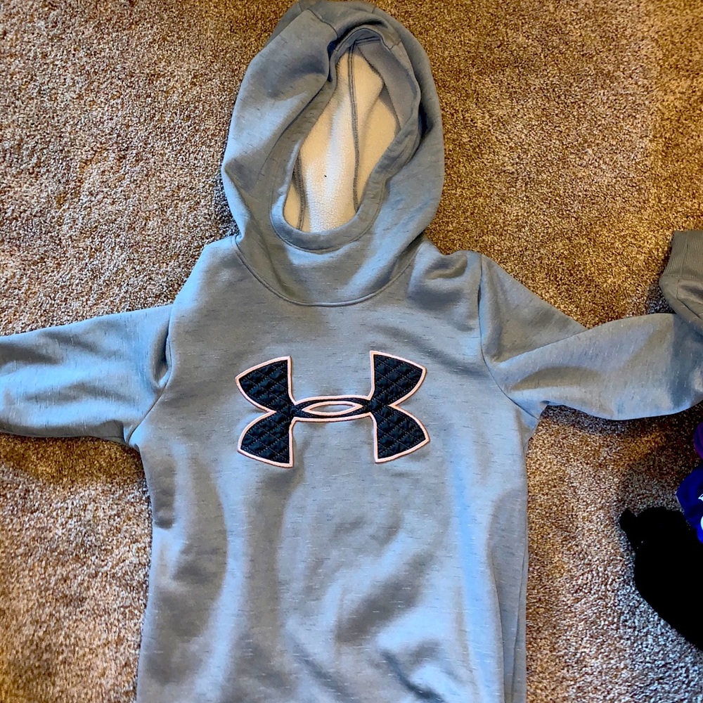 Under Armor HOODIE AND T-shirt!!! Bundle